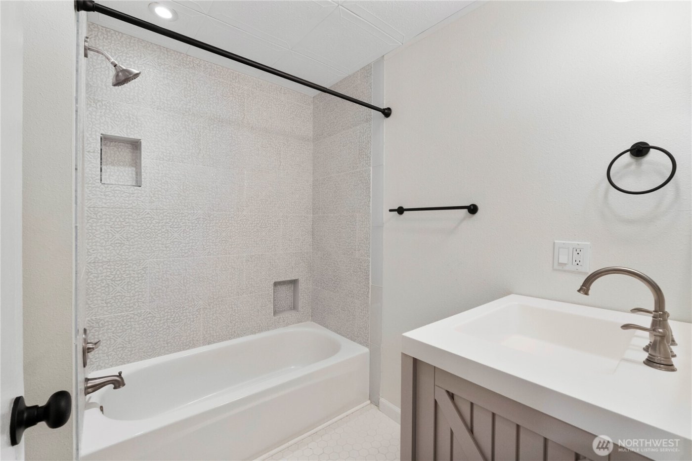 832 Torrey Street SE, Olympia, WA 98513