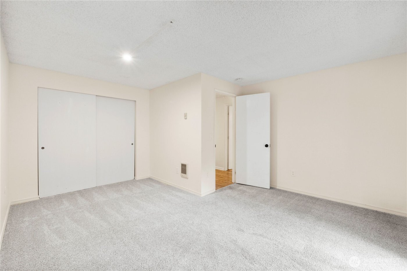 832 Torrey Street SE, Olympia, WA 98513