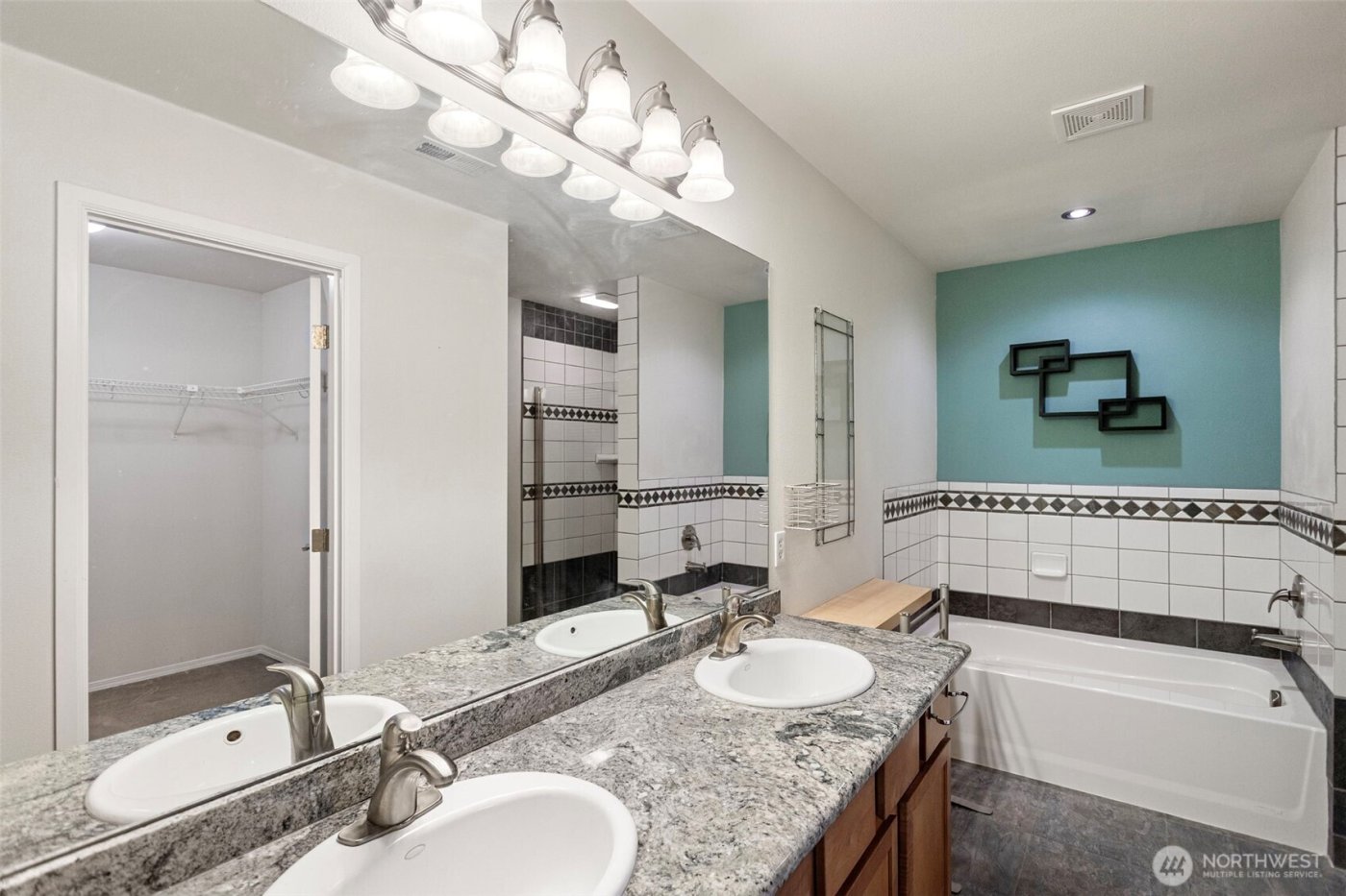 36726 SE Gravenstein Court , Snoqualmie, WA 98065