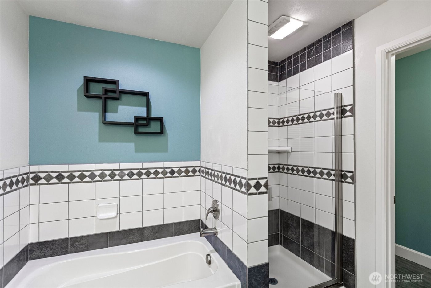 36726 SE Gravenstein Court , Snoqualmie, WA 98065