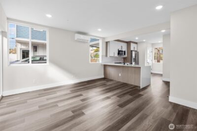 503 NE 42nd Street , Seattle, WA 98105 - Photo 10