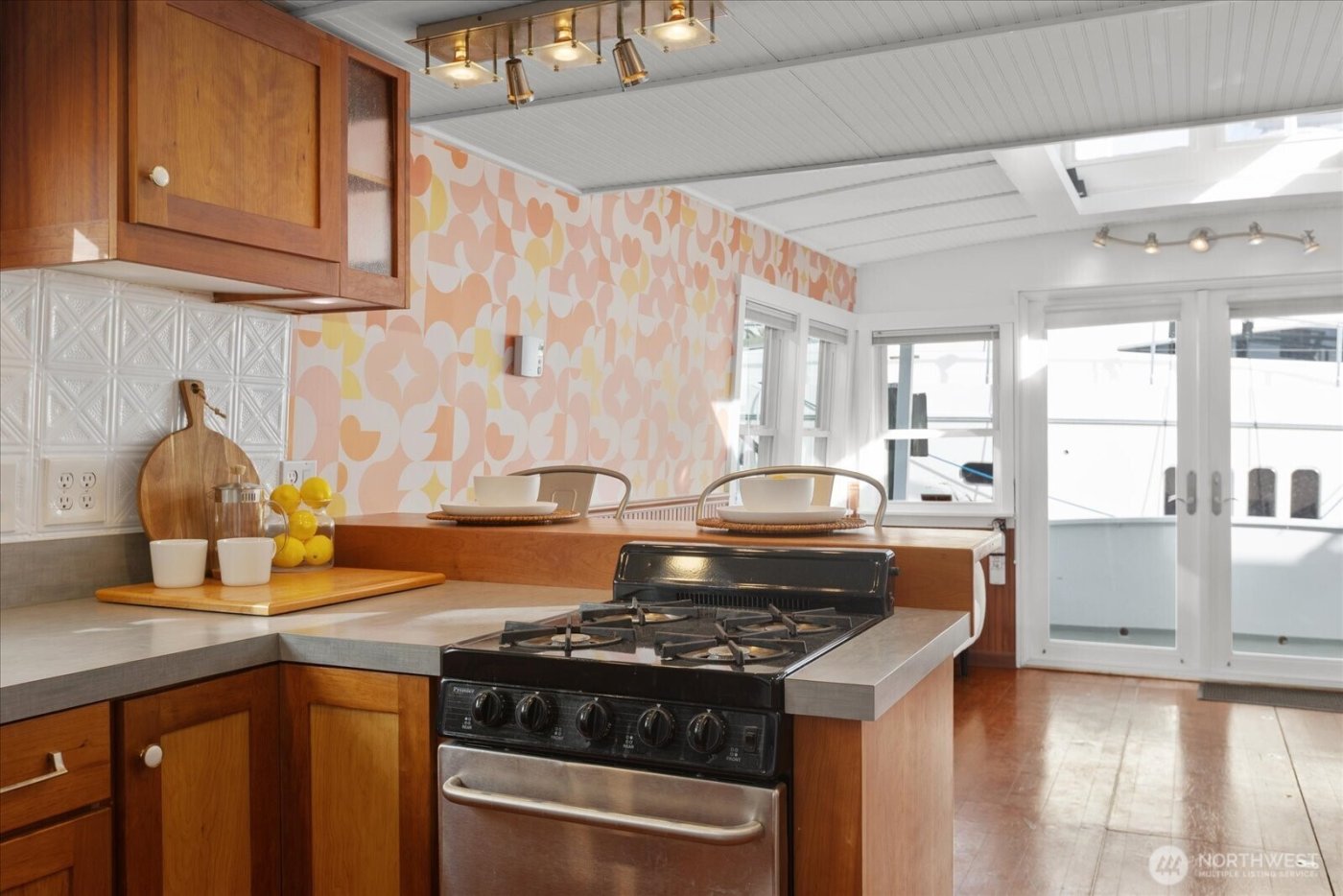 1900 Westlake Avenue N #B-20, Seattle, WA 98109