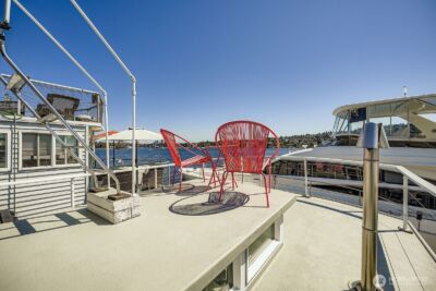 1900 Westlake Avenue N #B-20, Seattle, WA 98109 - Photo 7