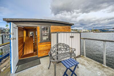 1080 W Ewing Street #E-2, Seattle, WA 98119 - Photo 3