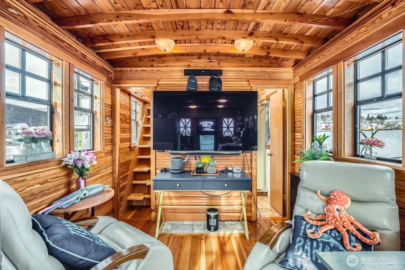 1080 W Ewing Street #E-2, Seattle, WA 98119