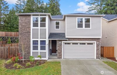 6147 Windlass Avenue SE, Port Orchard, WA 98367 - Photo 2