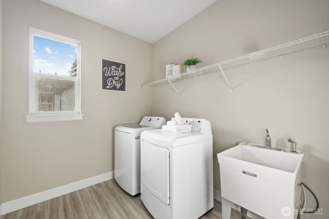 6147 Windlass Avenue SE, Port Orchard, WA 98367