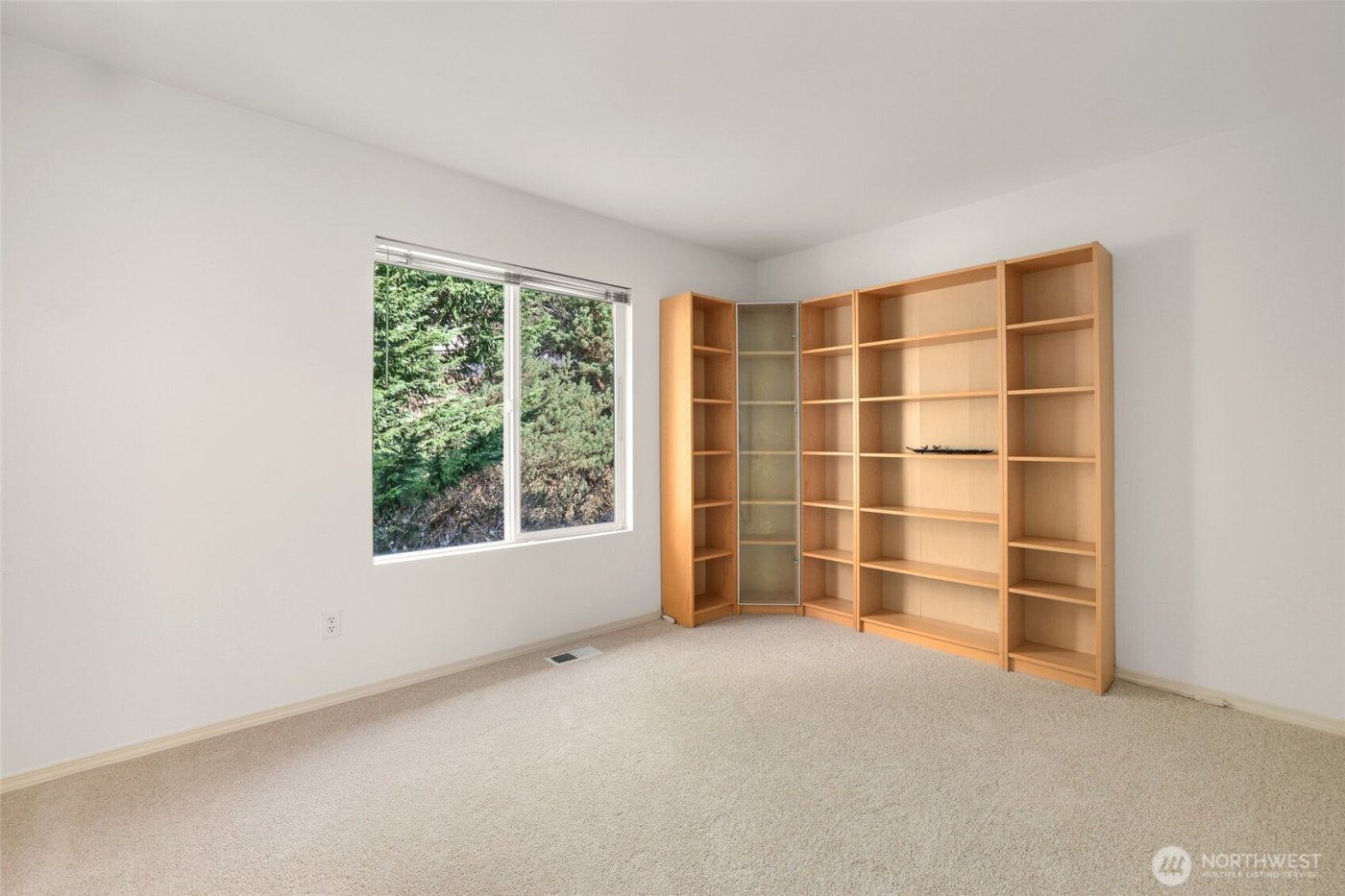 22609 42nd Place S, Kent, WA 98032