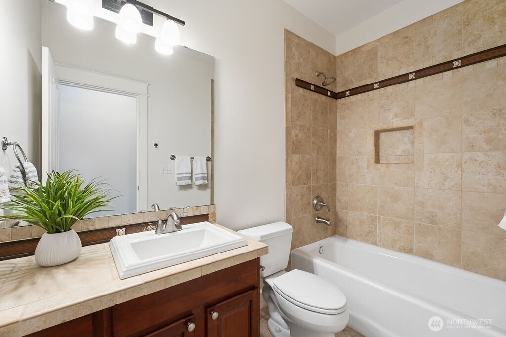 7276 Rosemount Circle , Tacoma, WA 98465