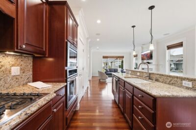 7276 Rosemount Circle , Tacoma, WA 98465 - Photo 9