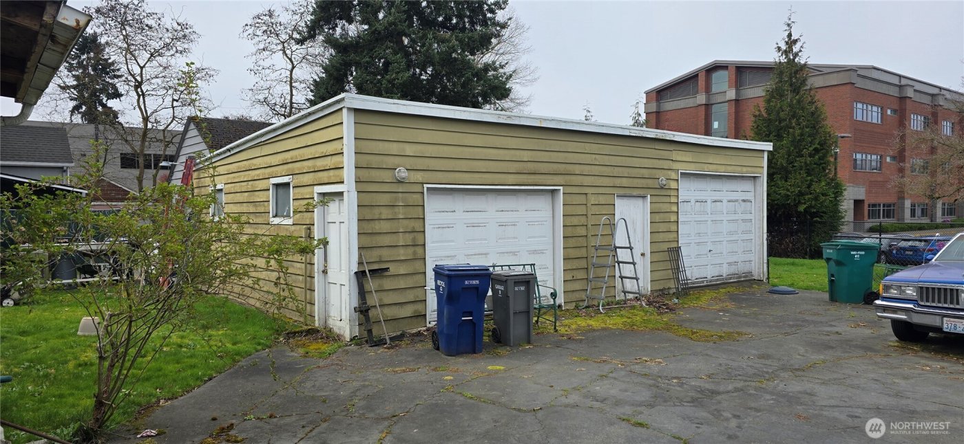25 J Street NE, Auburn, WA 98002