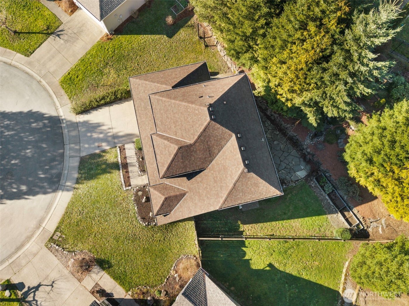 18290 Dalarna Court NE, Poulsbo, WA 98370