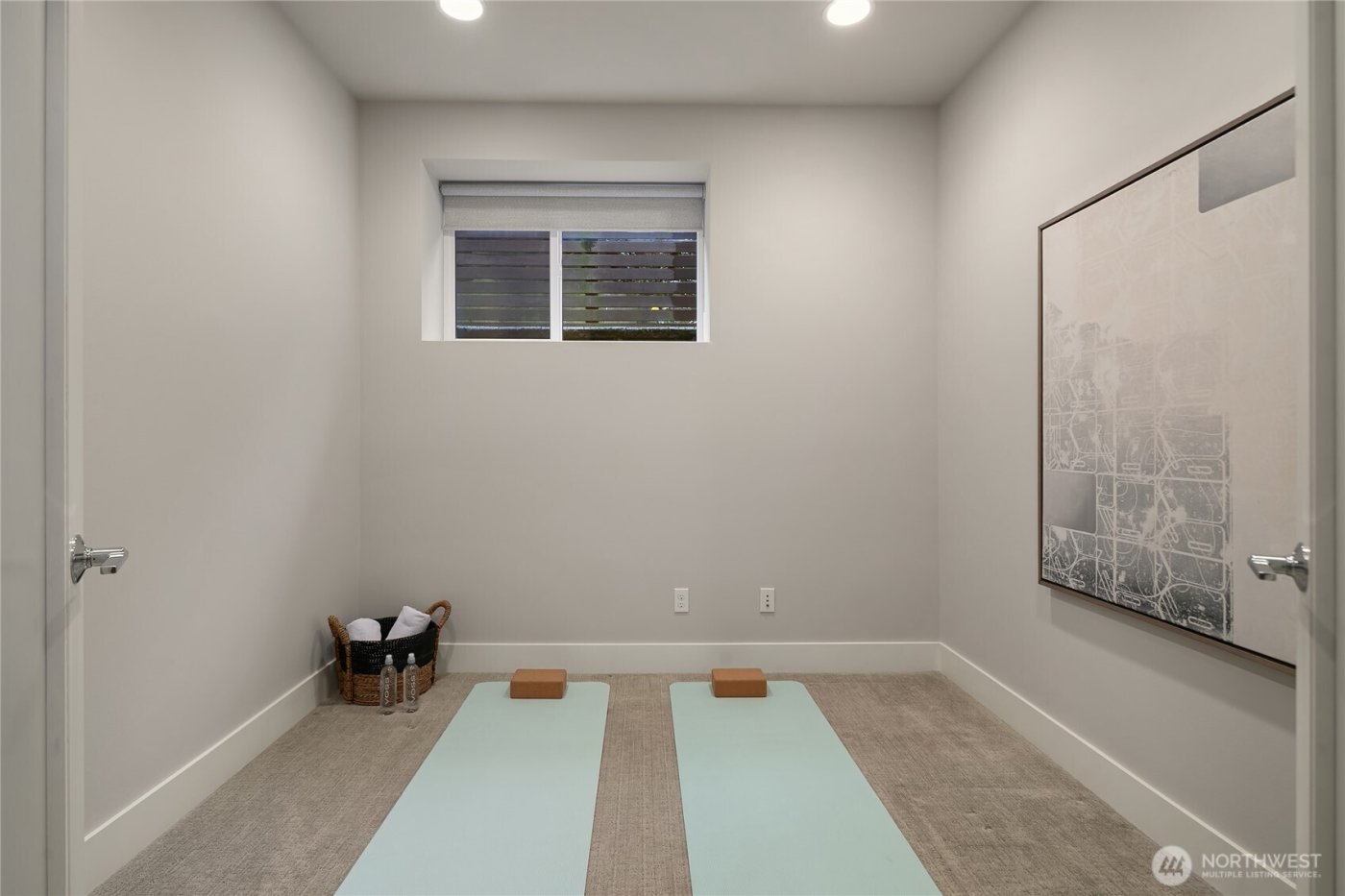 3501 NW 67th Street , Seattle, WA 98117-6017