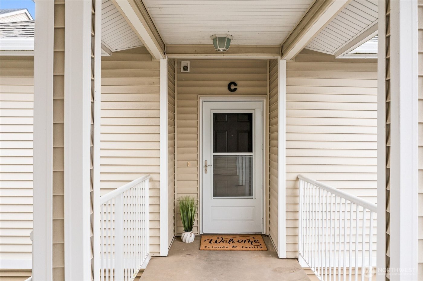 6129 Lindsay Drive SE #C8, Auburn, WA 98092