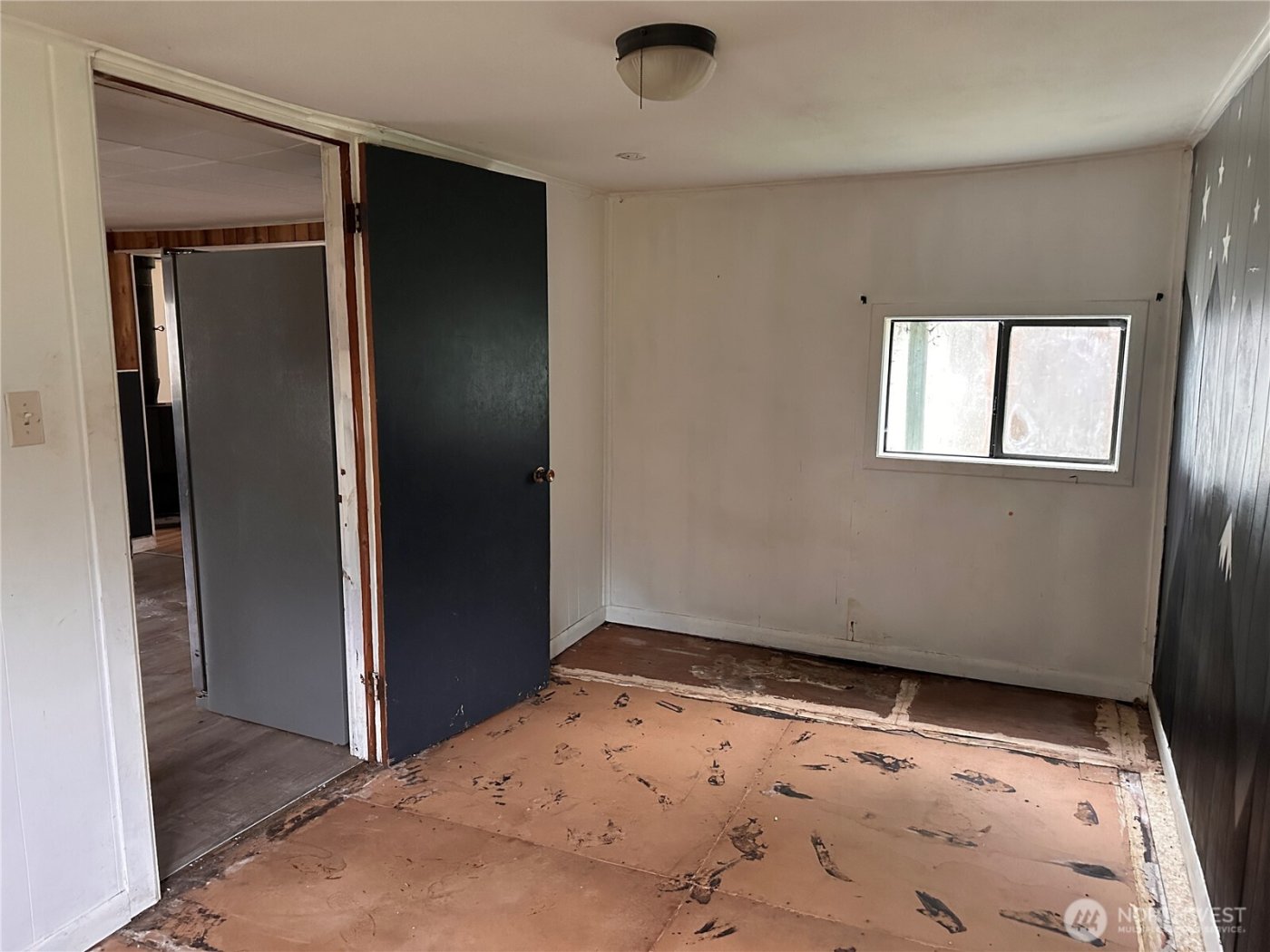 310 Butte Creek Road , Raymond, WA 98577