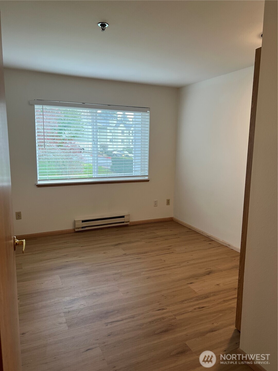 975 Aberdeen Avenue NE #B 102, Renton, WA 98056