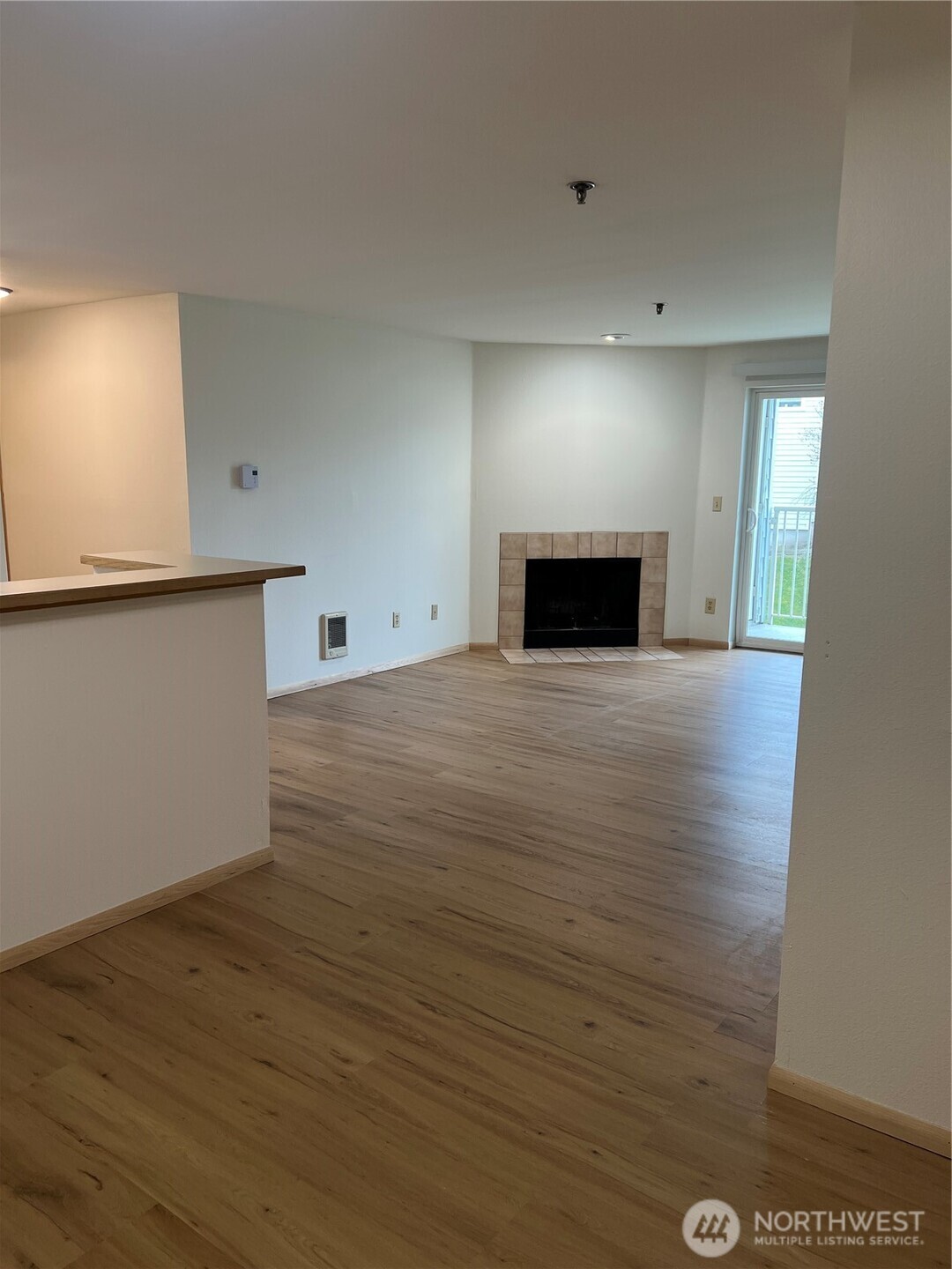 975 Aberdeen Avenue NE #B 102, Renton, WA 98056
