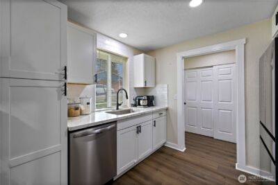 2526 Olympic Boulevard , Puyallup, WA 98374 - Photo 14