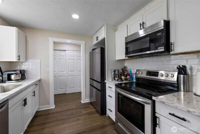 2526 Olympic Boulevard , Puyallup, WA 98374 - Photo 15