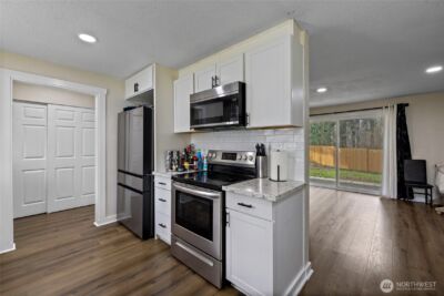 2526 Olympic Boulevard , Puyallup, WA 98374 - Photo 16