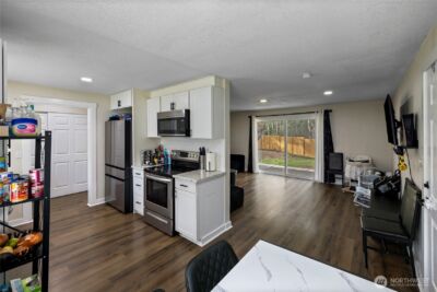 2526 Olympic Boulevard , Puyallup, WA 98374 - Photo 18