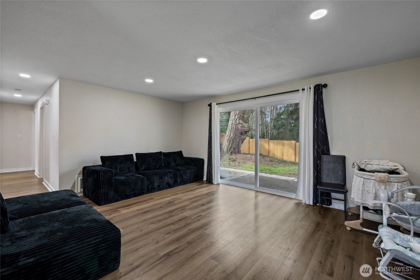 2526 Olympic Boulevard , Puyallup, WA 98374