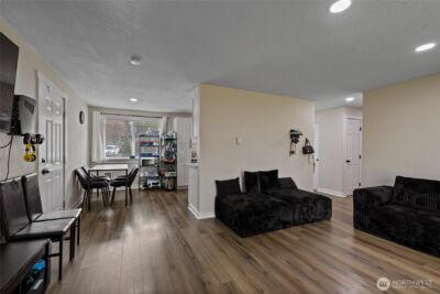 2526 Olympic Boulevard , Puyallup, WA 98374 - Photo 9