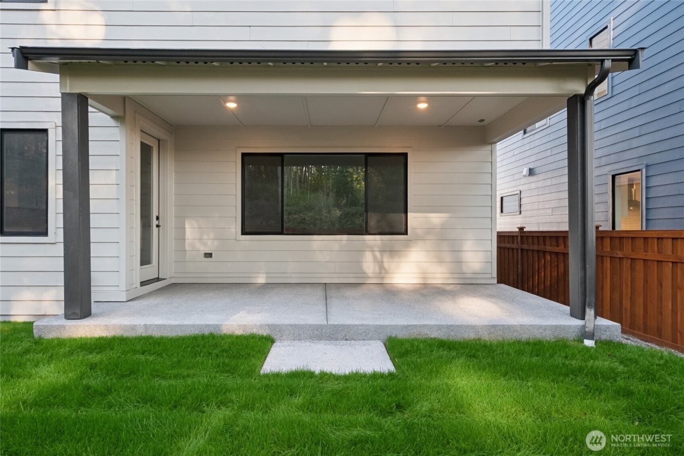 20410 154th Street E #2, Bonney Lake, WA 98391