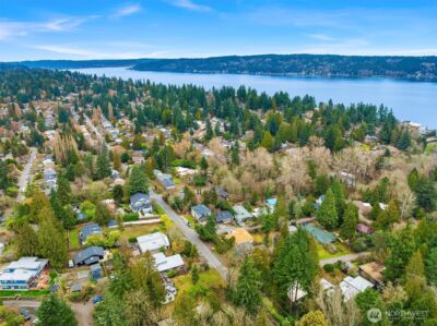 9229 45th Avenue NE, Seattle, WA 98115 - Photo 8