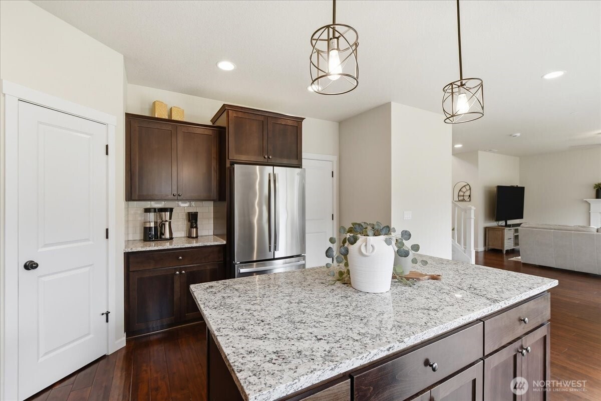 2128 NE Verbena Lane , Camas, WA 98607