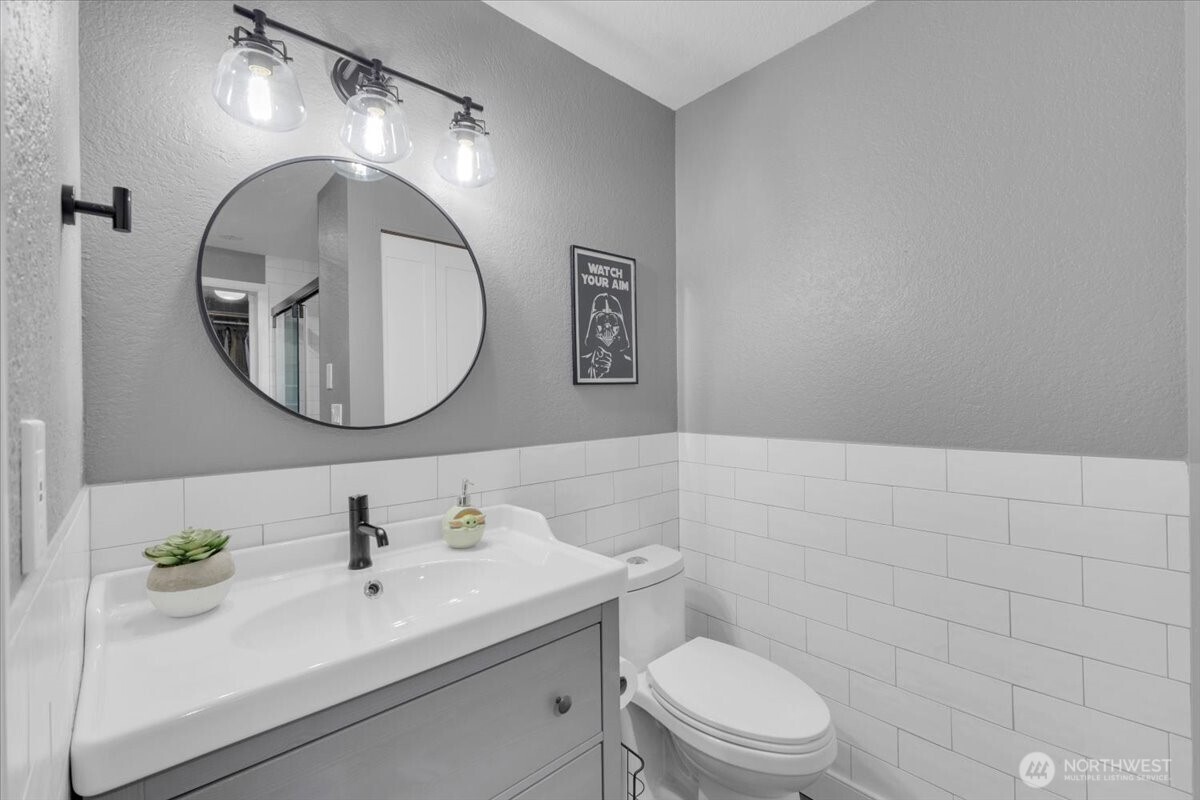 4810 200th Street SE #D303, Lynnwood, WA 98036