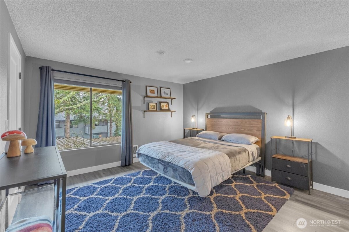 4810 200th Street SE #D303, Lynnwood, WA 98036