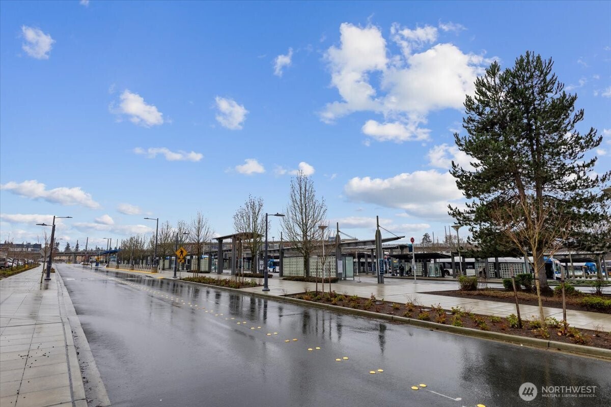 4810 200th Street SE #D303, Lynnwood, WA 98036