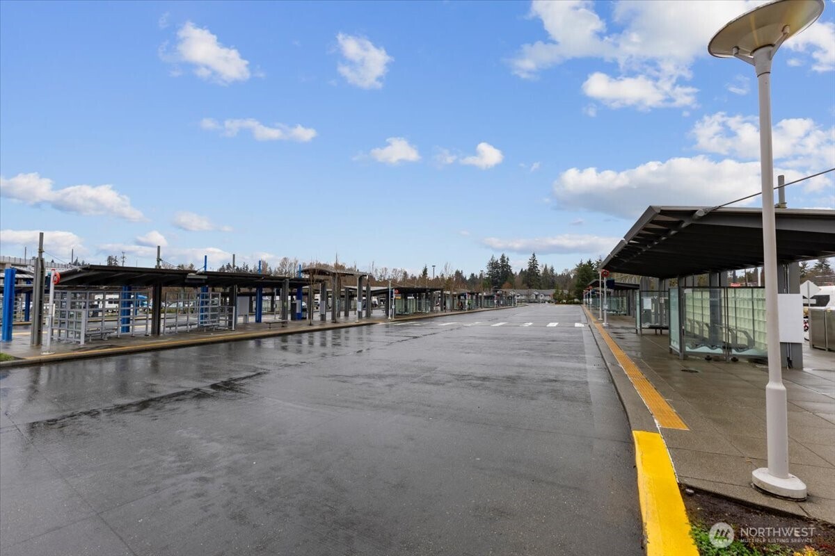 4810 200th Street SE #D303, Lynnwood, WA 98036