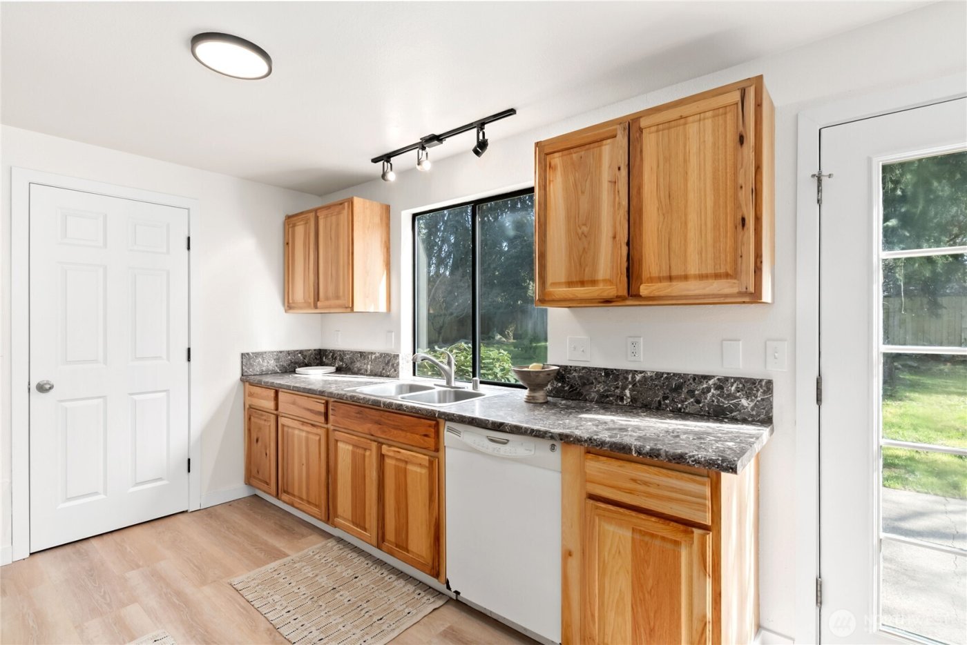 13611 124th Avenue Ct E, Puyallup, WA 98374