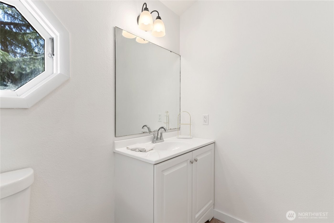 13611 124th Avenue Ct E, Puyallup, WA 98374