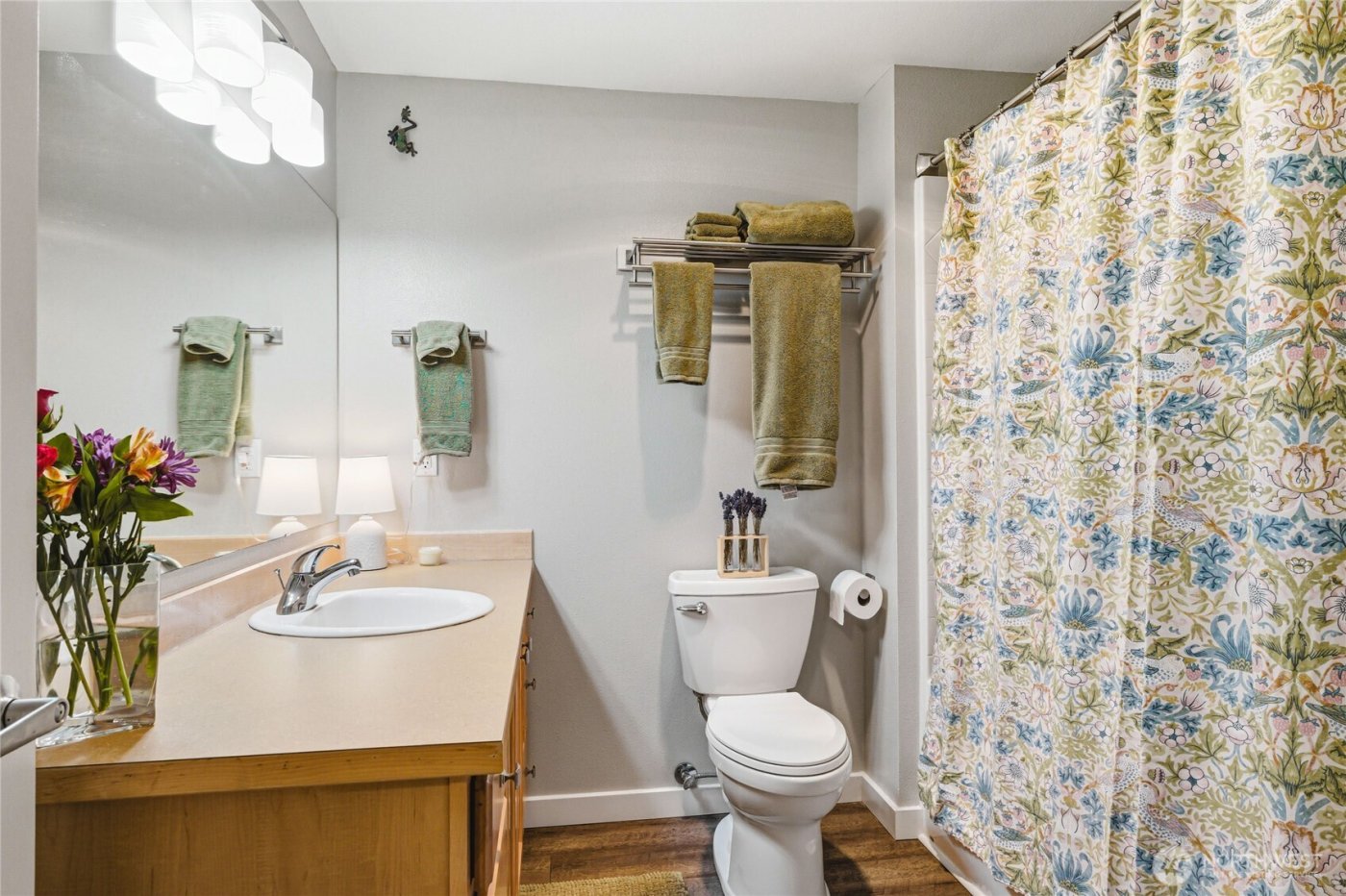 100 W Wivell Road , Shelton, WA 98584