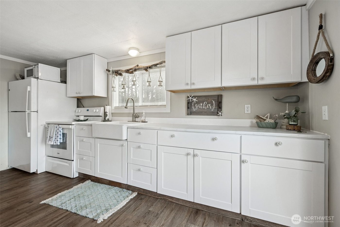 65 Chickamin Avenue , Hoquiam, WA 98550