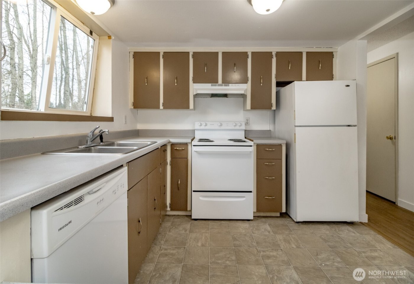 13314 86th Avenue E #B, Puyallup, WA 98373