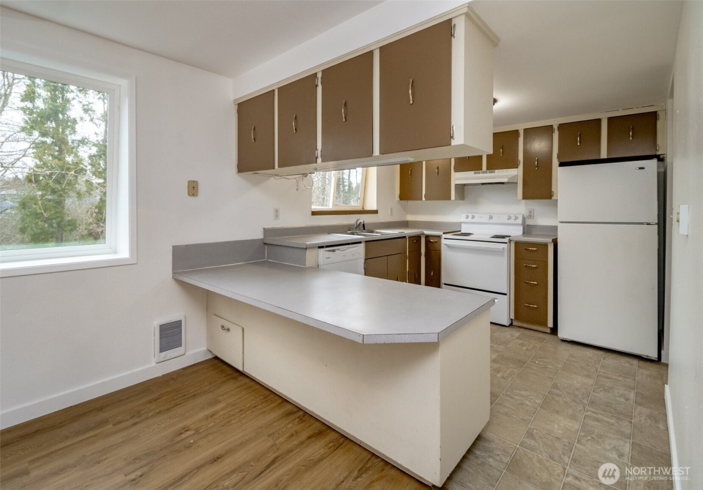 13314 86th Avenue E #B, Puyallup, WA 98373