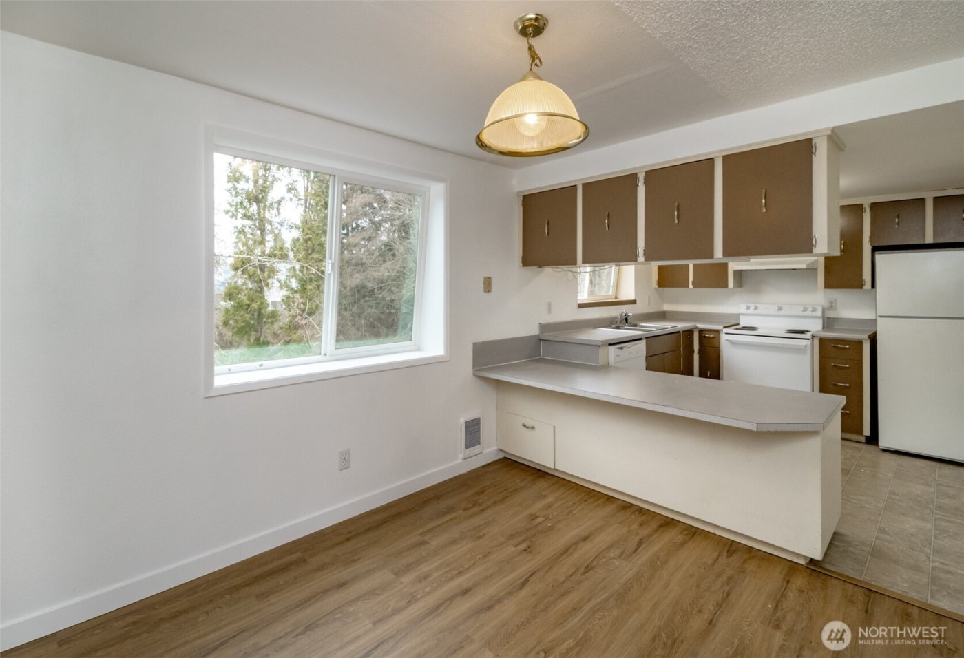 13314 86th Avenue E #B, Puyallup, WA 98373