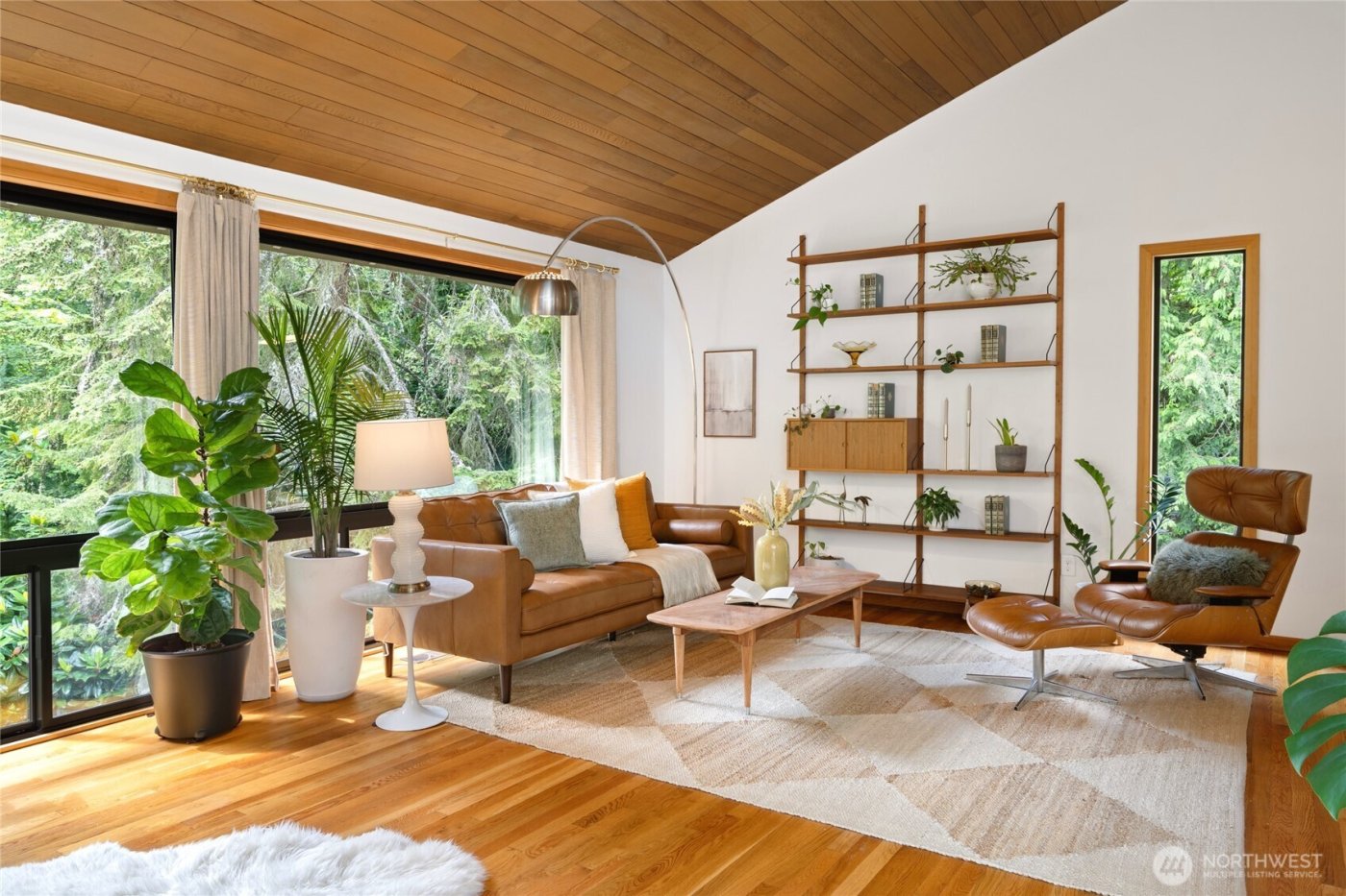 4851 88th Place SE, Mercer Island, WA 98040