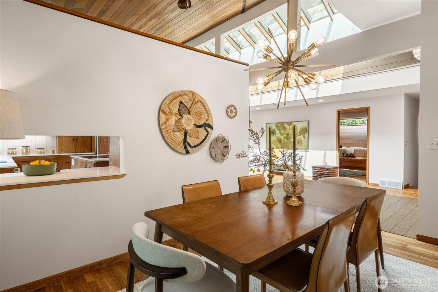 4851 88th Place SE, Mercer Island, WA 98040