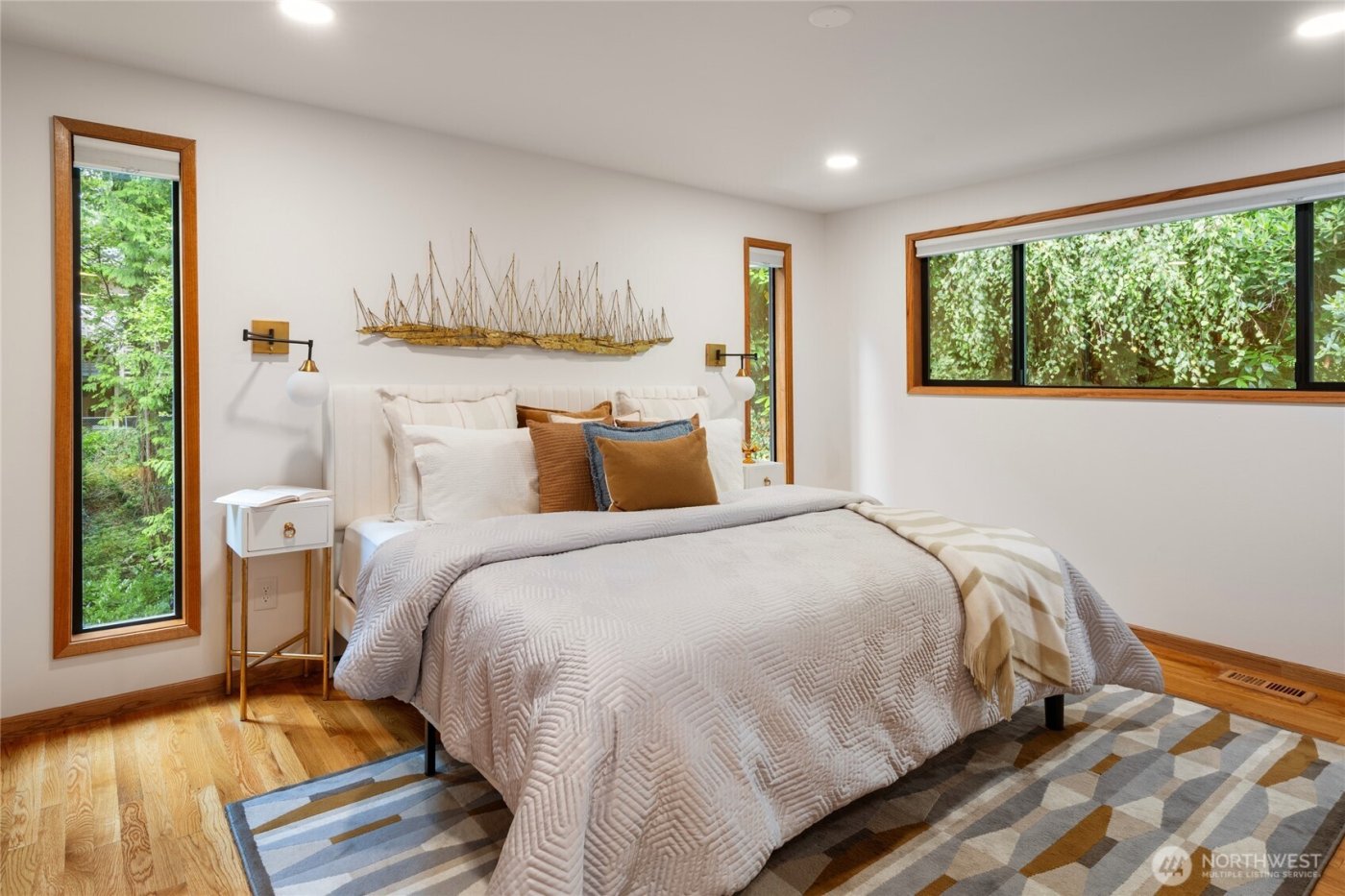 4851 88th Place SE, Mercer Island, WA 98040