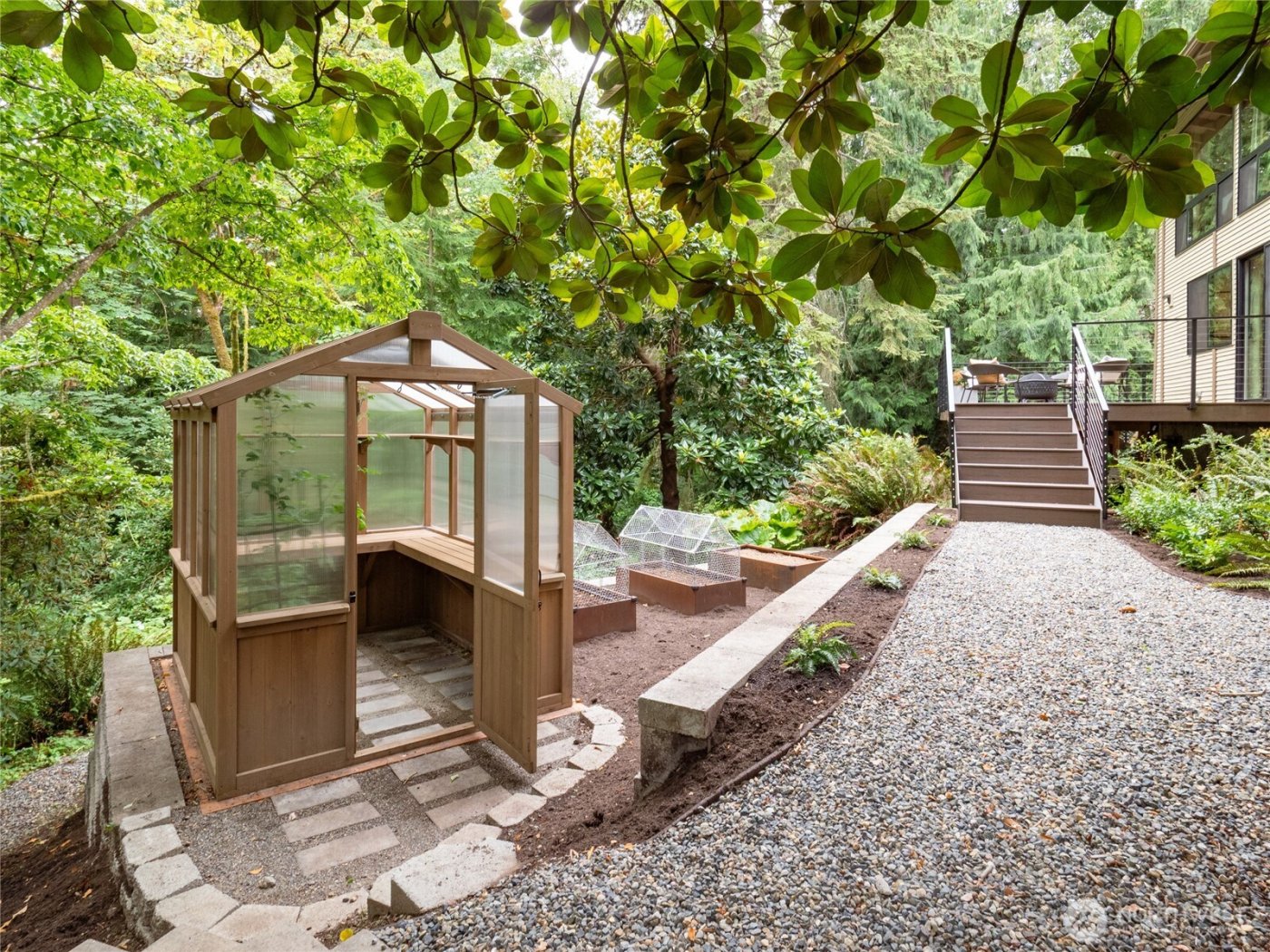 4851 88th Place SE, Mercer Island, WA 98040