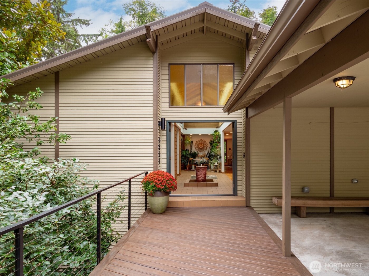 4851 88th Place SE, Mercer Island, WA 98040