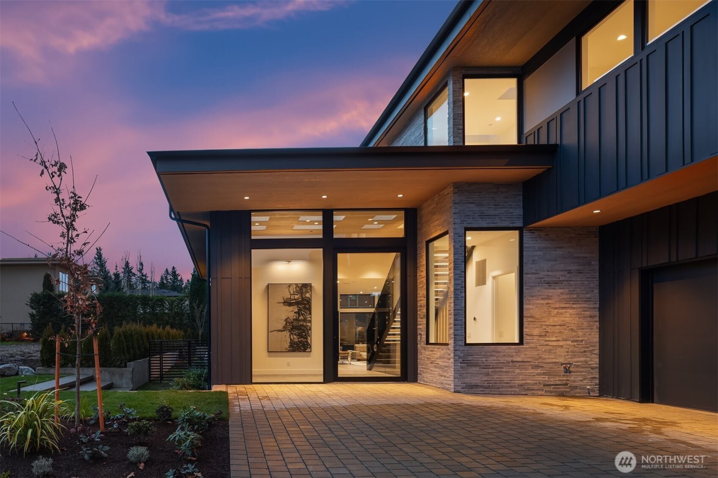 5917 104th Place NE, Kirkland, WA 98033