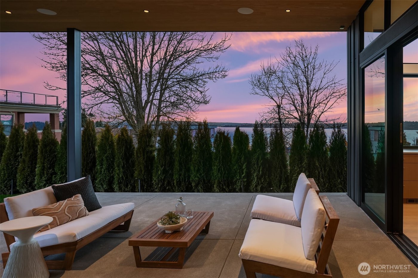 5917 104th Place NE, Kirkland, WA 98033