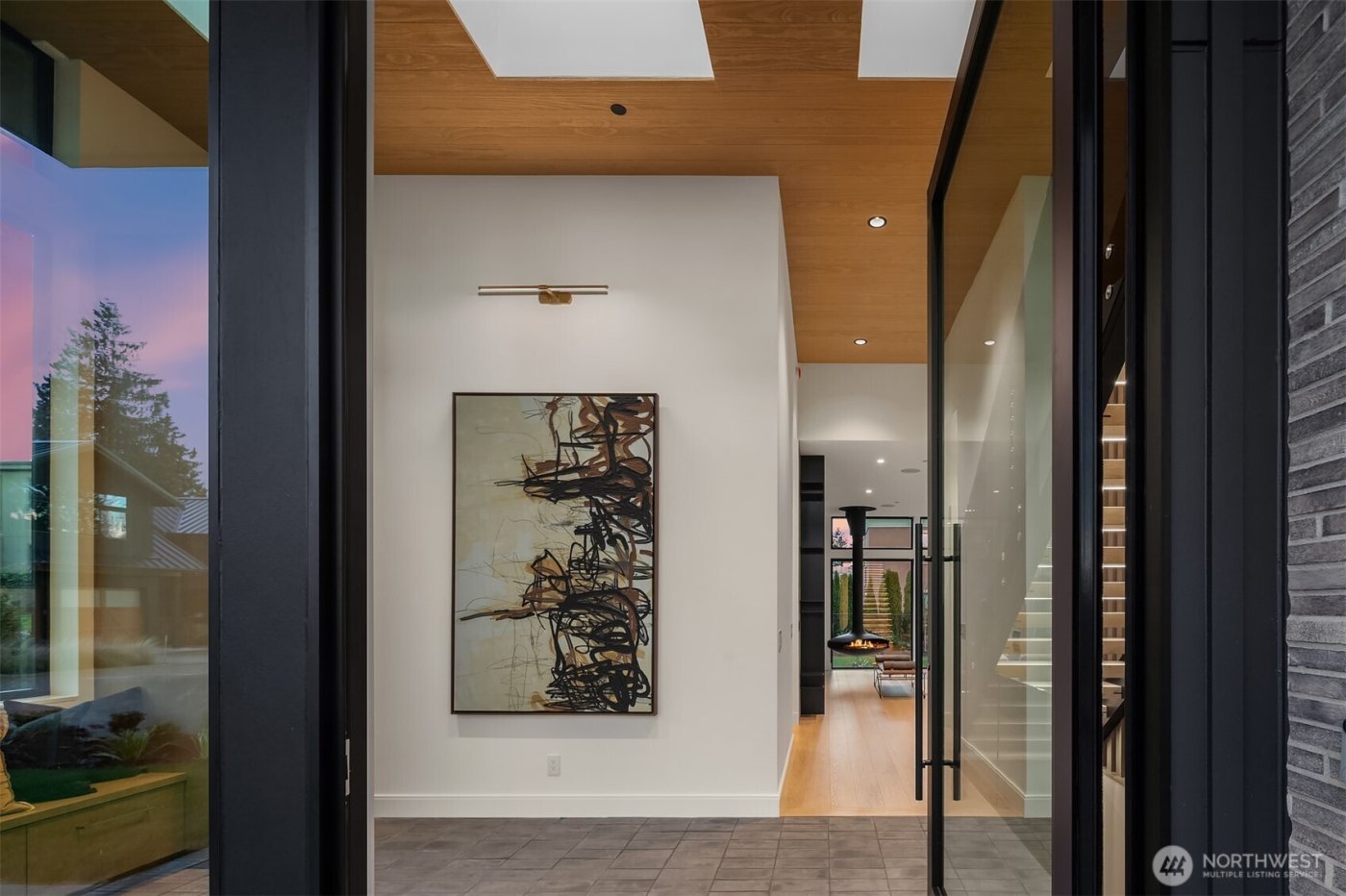 5917 104th Place NE, Kirkland, WA 98033