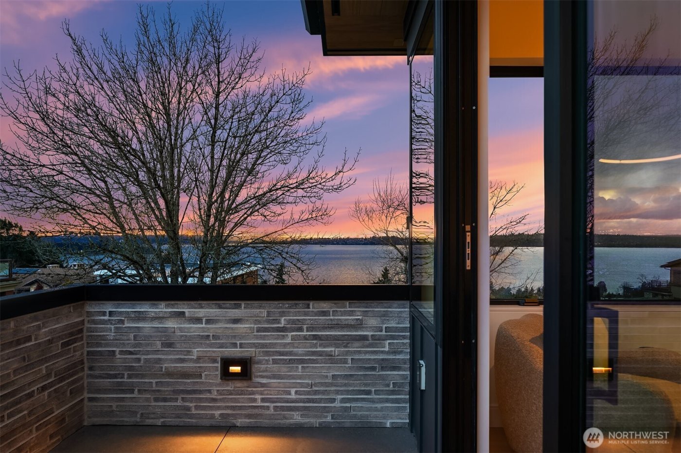 5917 104th Place NE, Kirkland, WA 98033